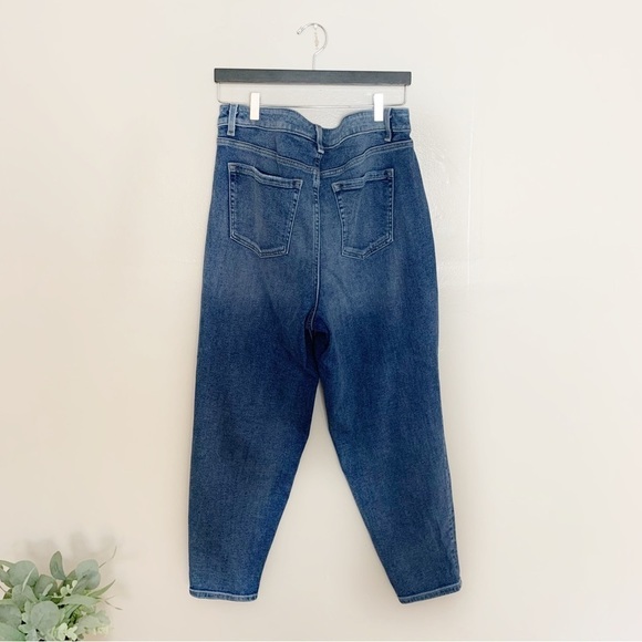[Lane Bryant] Women's Distressed Taper Straight Leg Mom Jeans - Picture 6 of 7